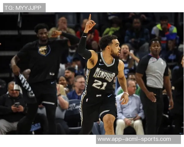 小卡特称赞泰厄斯琼斯为理想控卫其沟通能力令各队垂涎欲滴