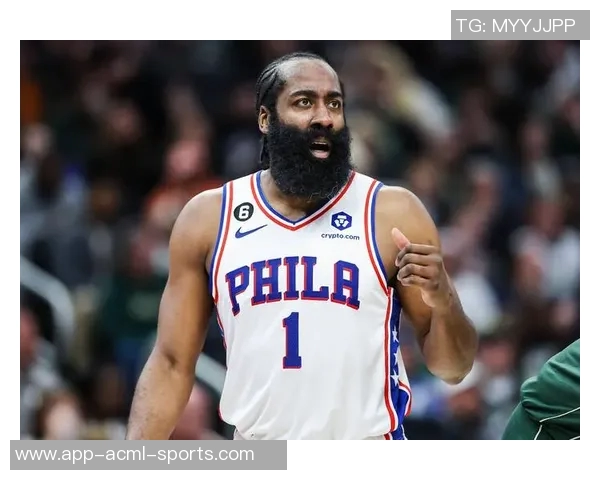 比尔称赞哈登无与伦比的名人堂地位强调其无私精神的重要性 比尔称赞哈登无与伦比的名人堂地位强调其无私精神的重要性