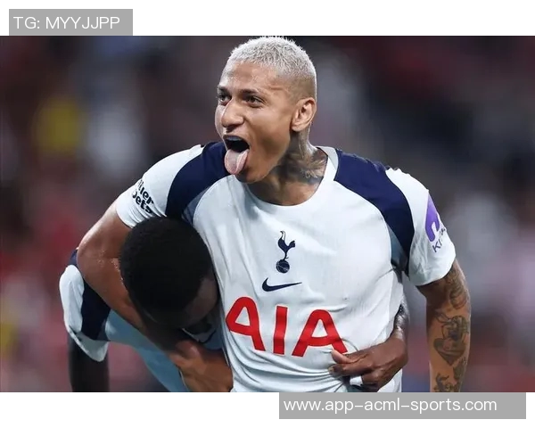 理查利森成为第五位在英超出场250次的巴西球员荣耀时刻 理查利森成为第五位在英超出场250次的巴西球员荣耀时刻