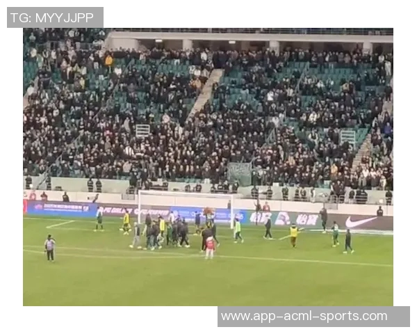 国安主场失利海牛球迷嘘声四起球员赛后谢场遭冷遇